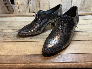 生徒作品2020 プレーントゥ内羽根パンプス