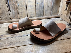 生徒作品2021 サンダル プレゼント用