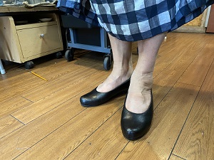 生徒作品2021 冠婚葬祭用パンプス