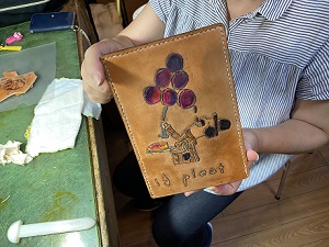 生徒作品2022 店舗装飾プレート カービング ハンドステッチ