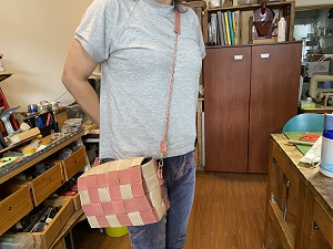 生徒作品2022 イントレチャート使いショルダーバッグ