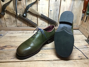 生徒作品2018 ホールカットシューズ底貼り直し