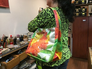 生徒作品2018着物生地×ヌメ革 バッグ