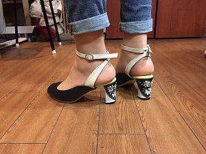 生徒作品2018ヒール刺繍アンクルストラップサンダル