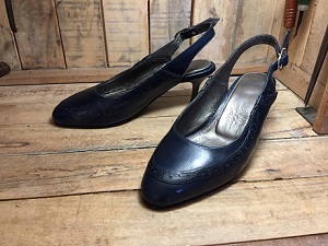 生徒作品2018 飾り穴バックストラップパンプス