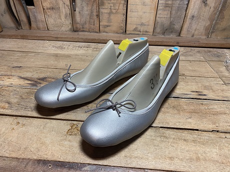 生徒作品 ただいま製作中 バレエシューズ