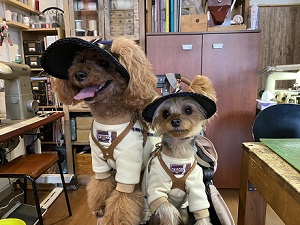生徒作品2024 犬帽子 花モチーフ ネーム