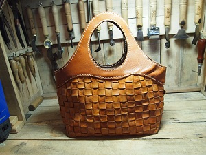 生徒作品2019 手縫いバッグ修理